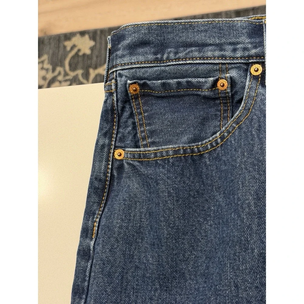 Levis 501 Original Fit Mens Blue Jeans W42 L34 Medium Wash Straight Denim